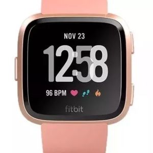 FitBit Versa Tracker/Smart Watch- Peach Rose New!